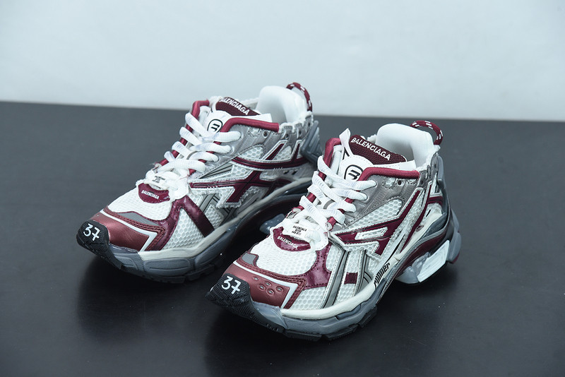 Ba*len*cia*ga runner sneaker