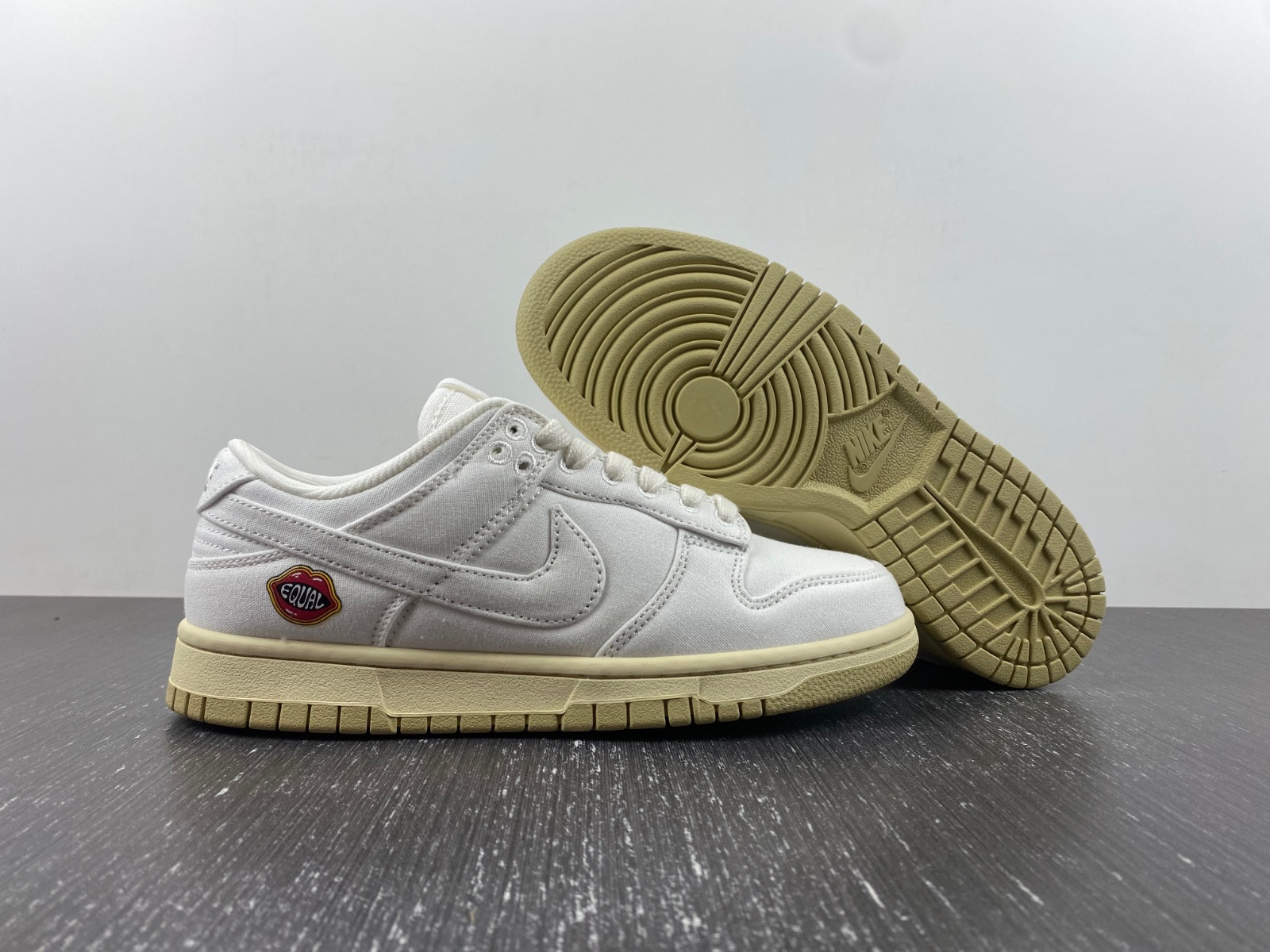 nike dunk low wmns the future is equal fd0868-133