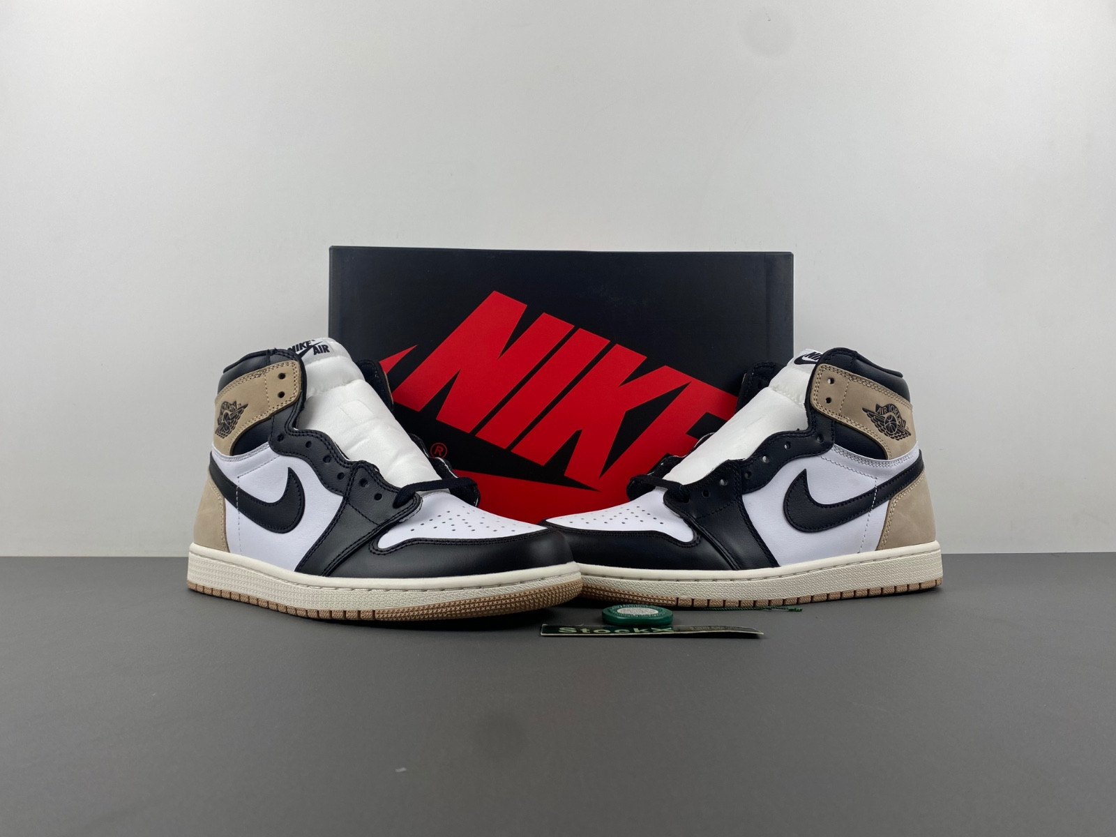 air jordan 1 high og wmns "latte" fd2596-021