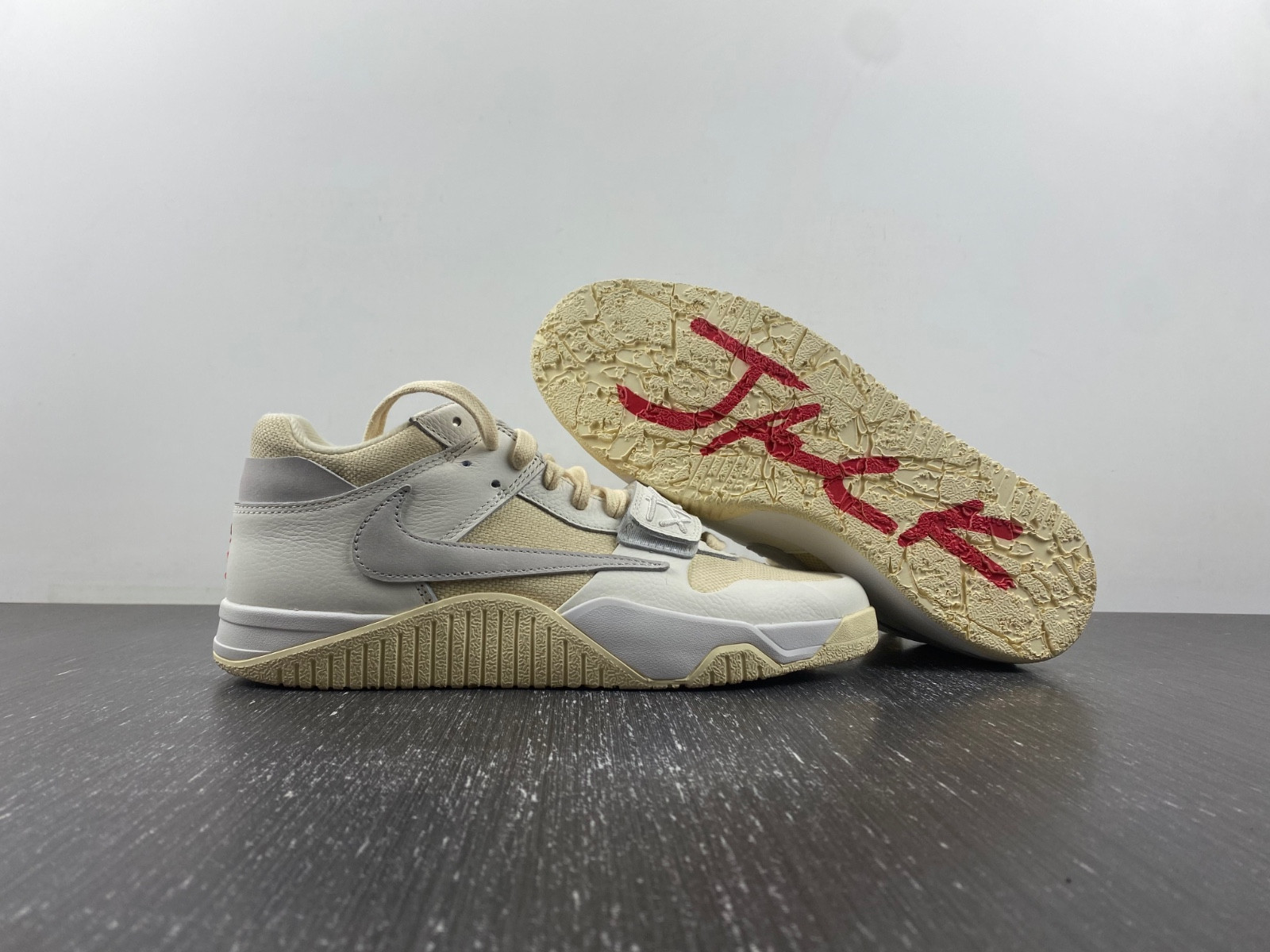 travis scott x jordan cut the check