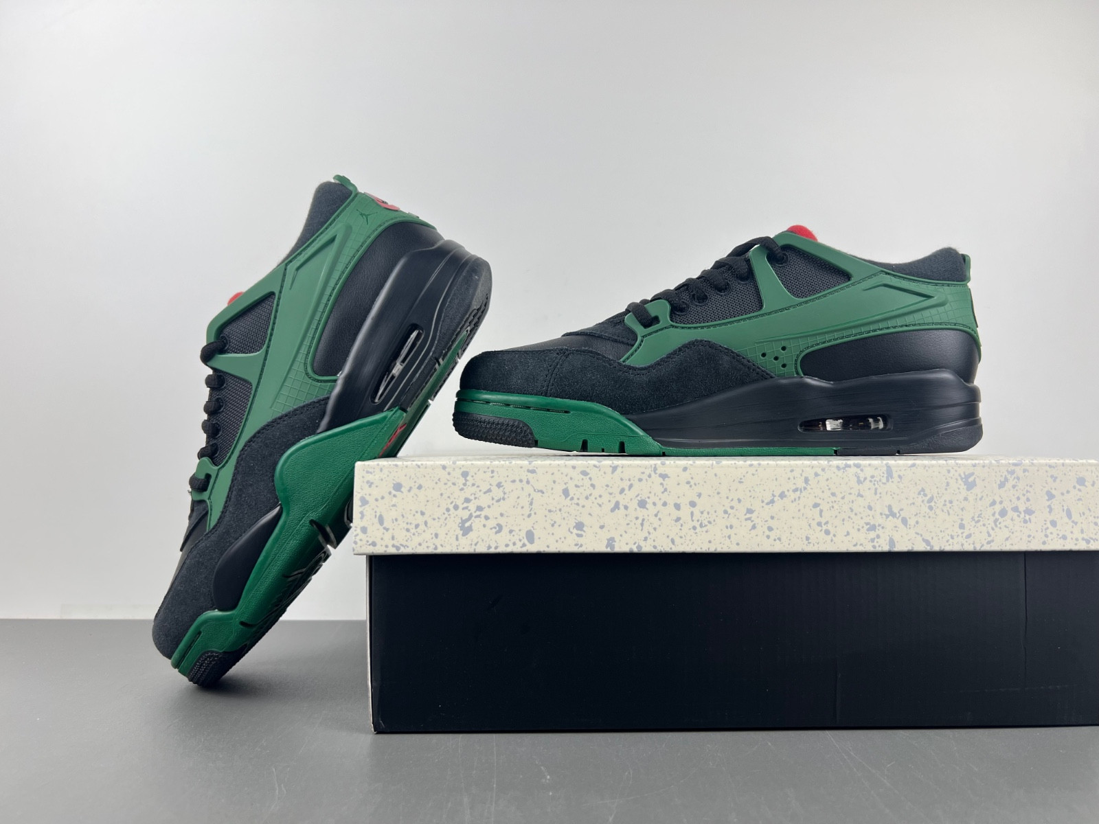 Air Jordan 4 RM "Gorge Green" FQ7939-003