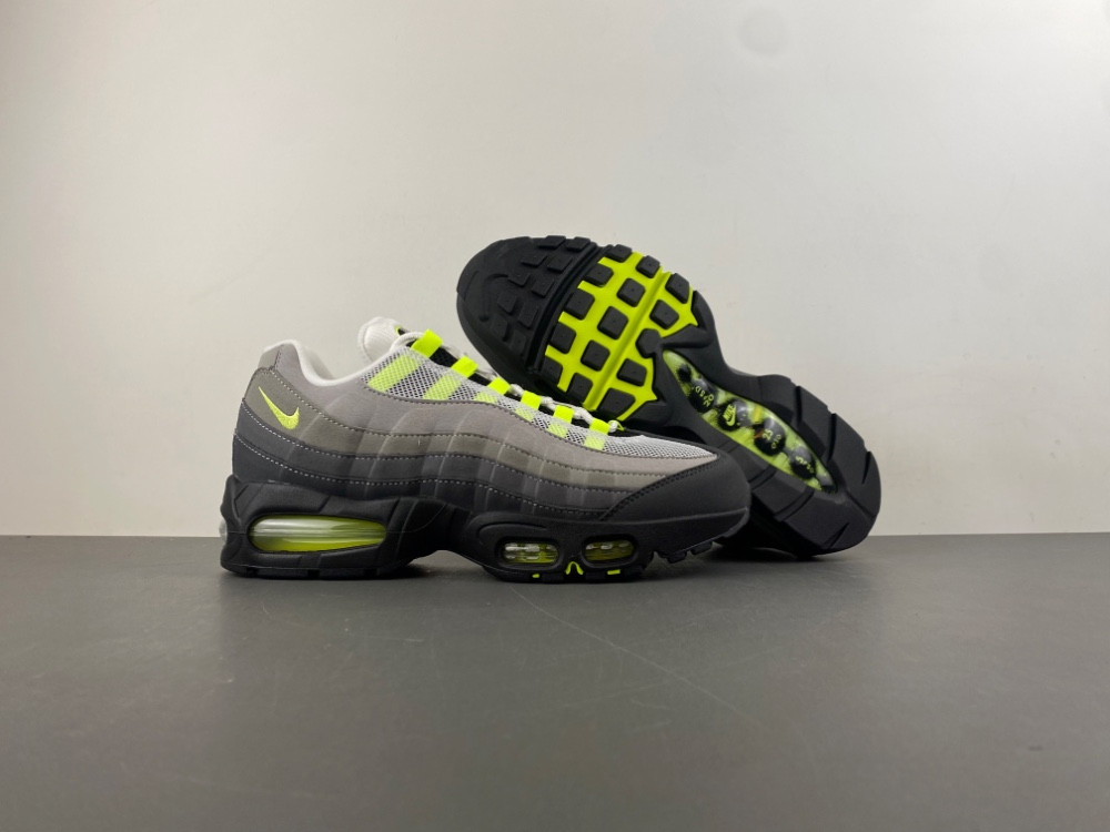 Nike Air Max 95 OG “Neon” HM4740-001