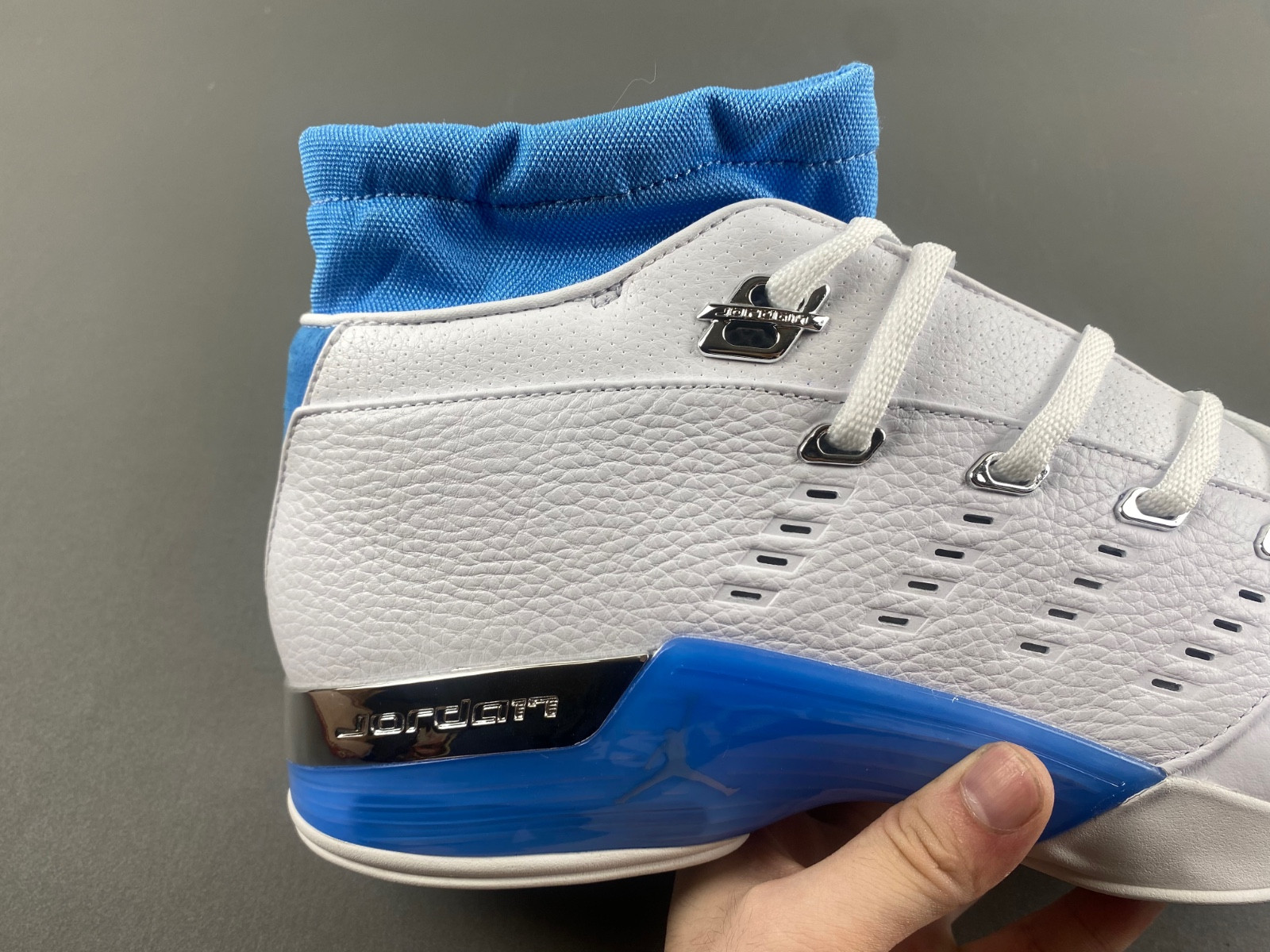 air jordan 17 low “university blue” fj0395-101