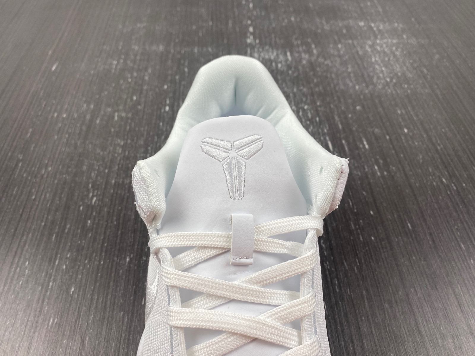 nike kobe 8 protro triple white fj9364-100