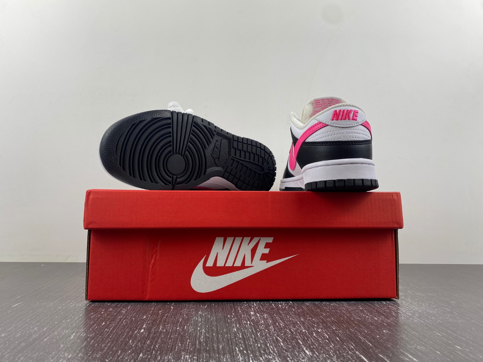 nike dunk low "dark obsidian/fierce pink" fb9109-401