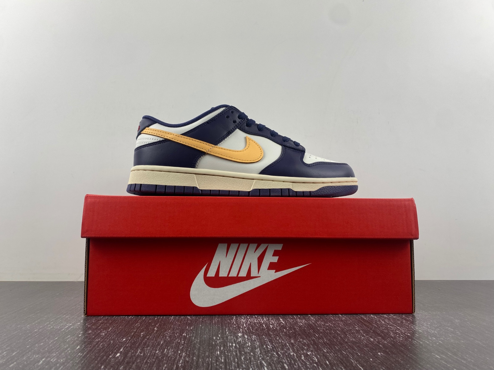 nike dunk low "from nike to you" fv8106-181