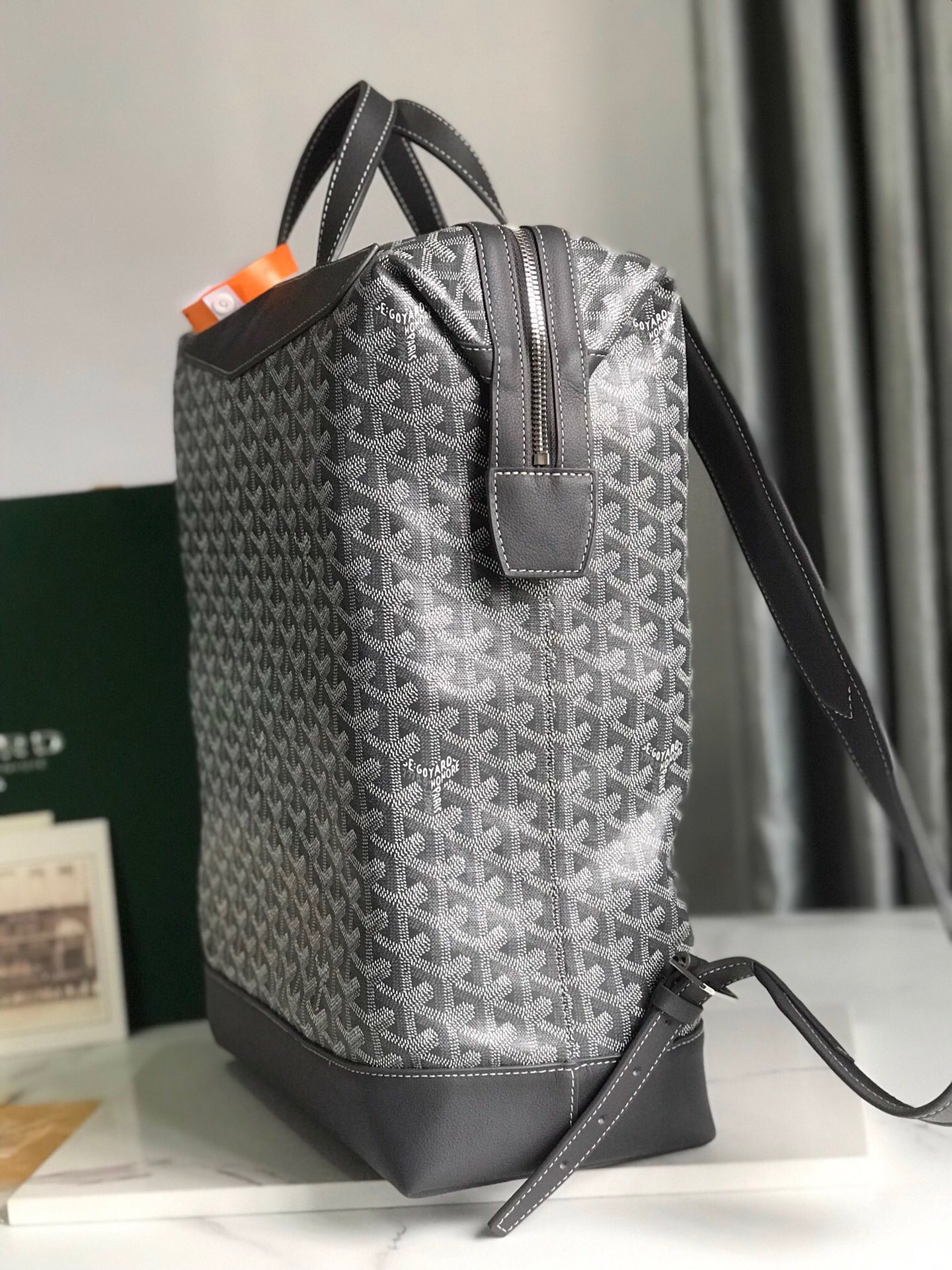 G09ard purse