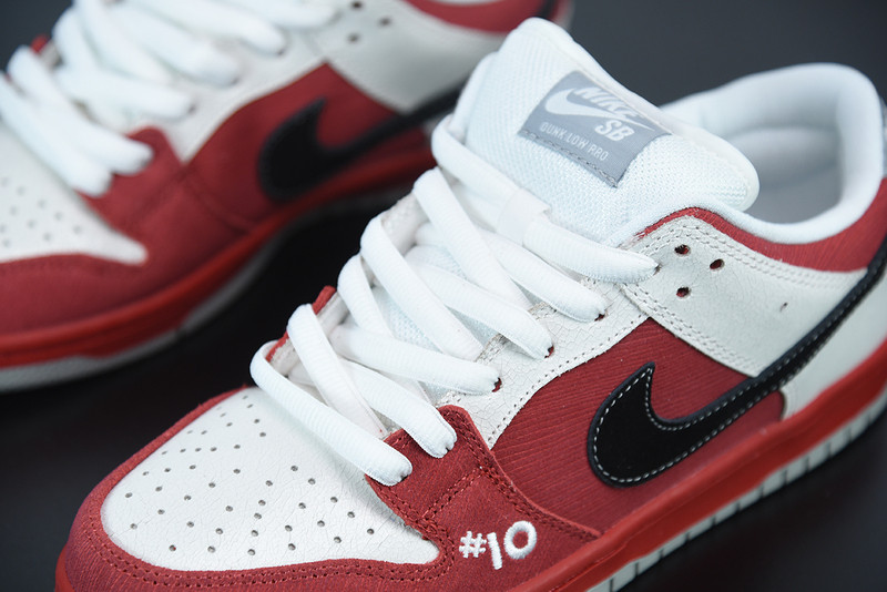 nike dunk low “roller derby” 313170-601