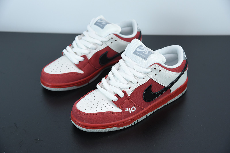 nike dunk low “roller derby” 313170-601