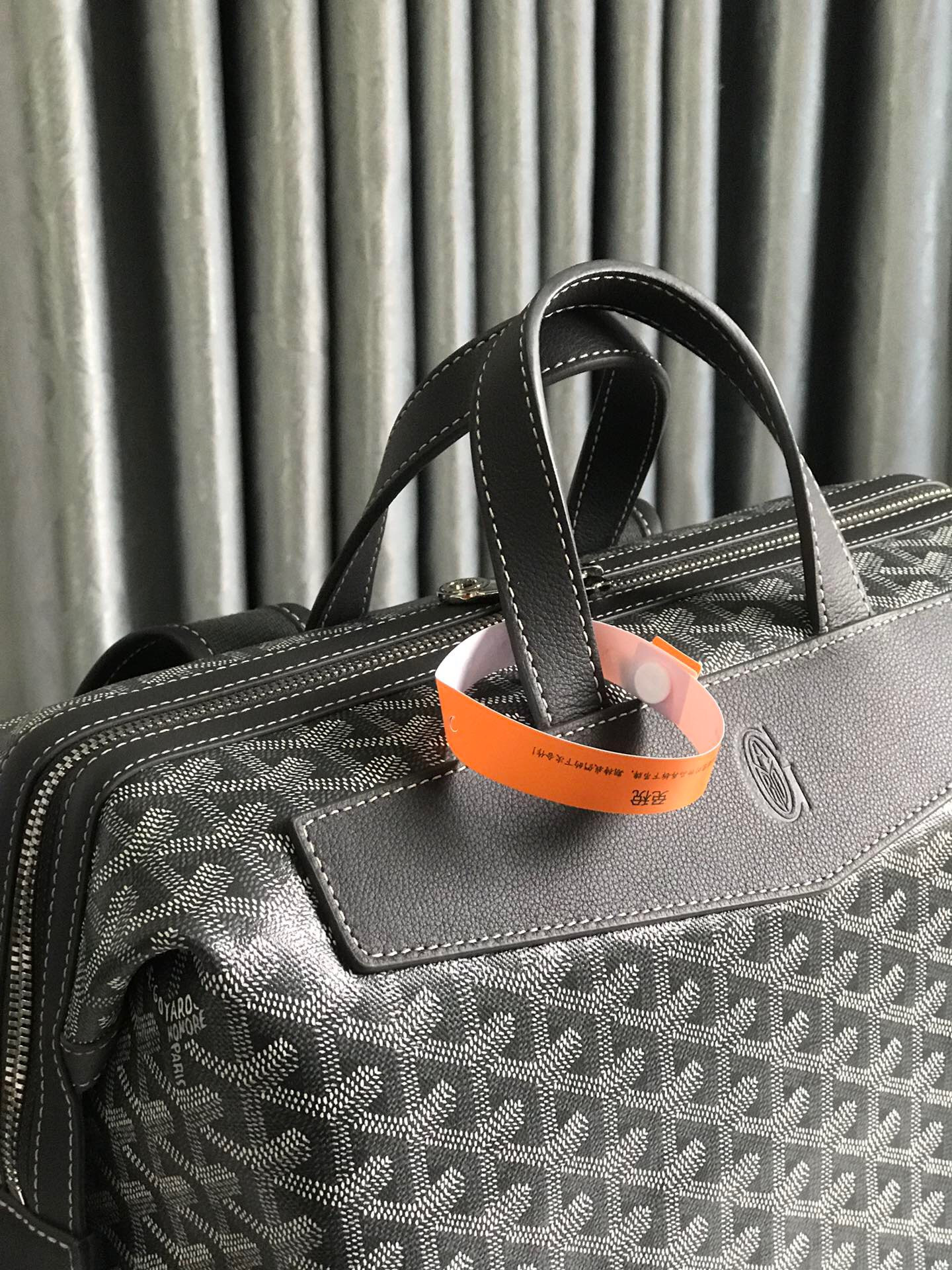 G09ard purse
