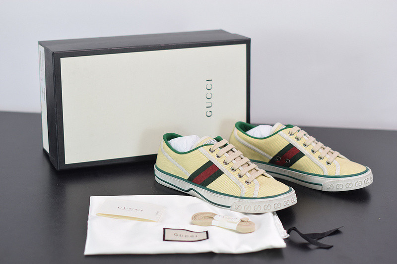 g*u*i sneaker