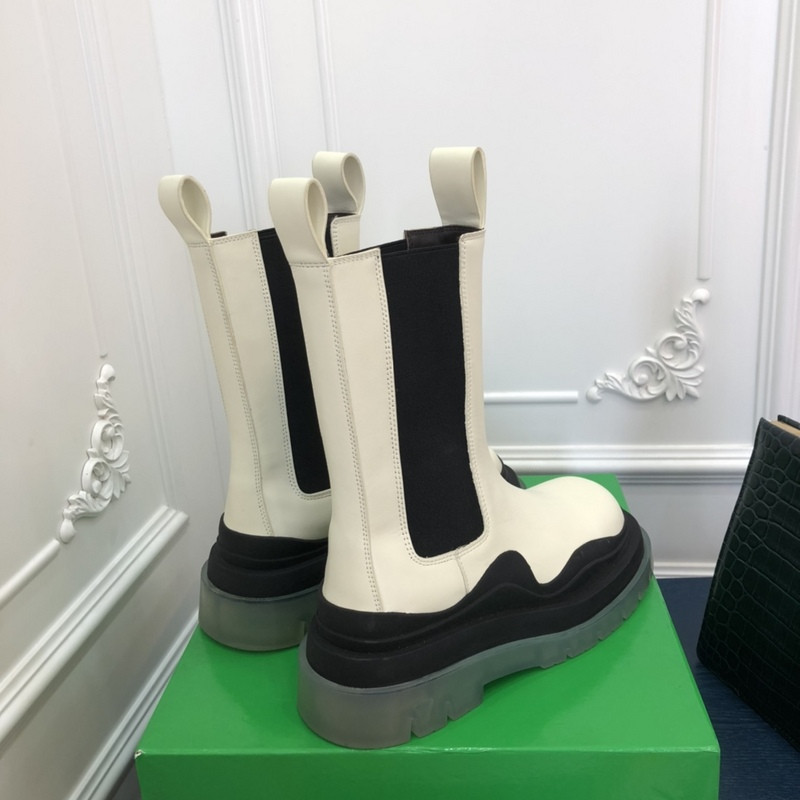 Bo*te*ga ve*ne*ta sneaker