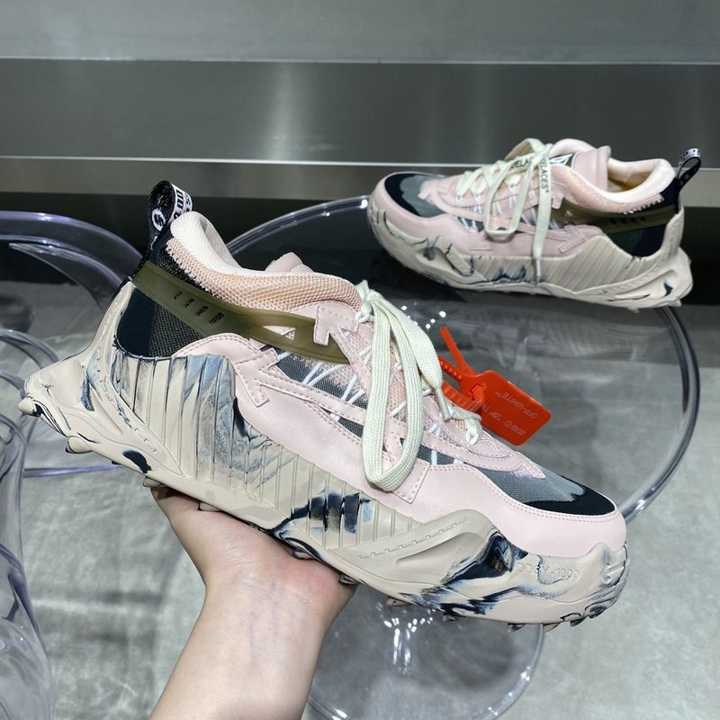 of c/o odsy-1000 sneaker