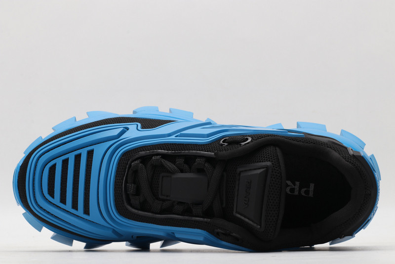 pr sneaker