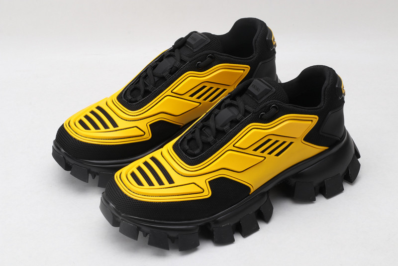 pr sneaker