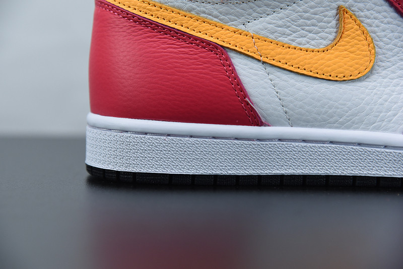 air jordan 1 high og ‘fusion red“ 555088-603
