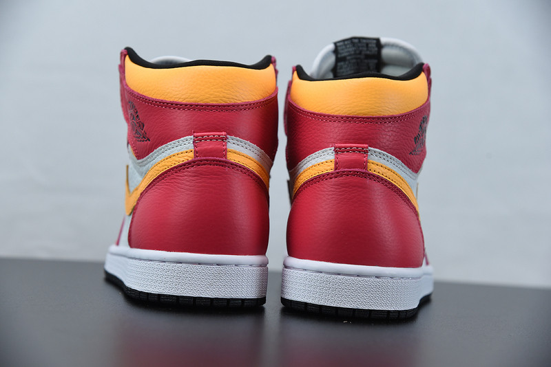 air jordan 1 high og ‘fusion red“ 555088-603