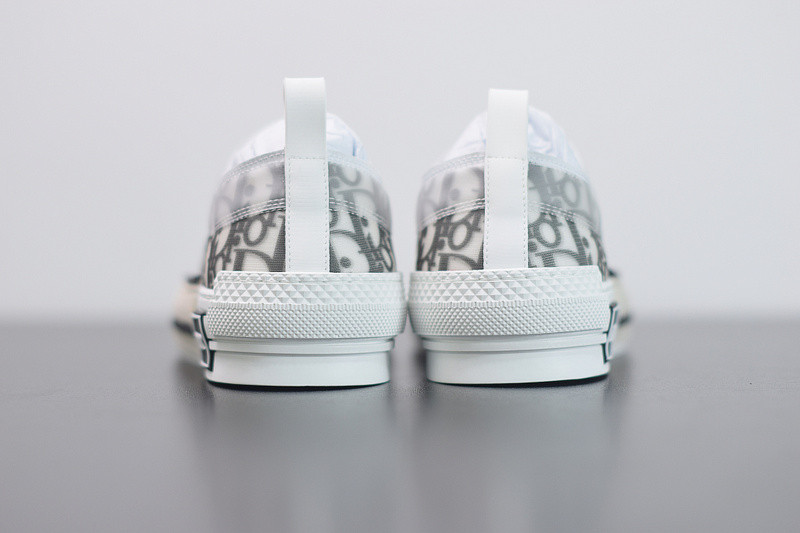 dio* b23 low-top sneakers in oblique l03n6