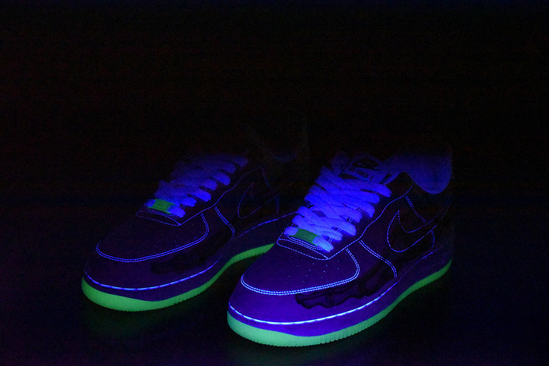 nike air force 1 low skeleton halloween (2018) bq7541-100