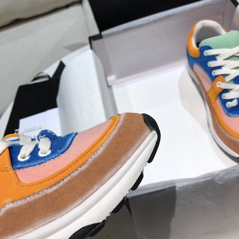 Ch*el sneaker