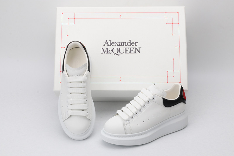 alexer mceen sneakers