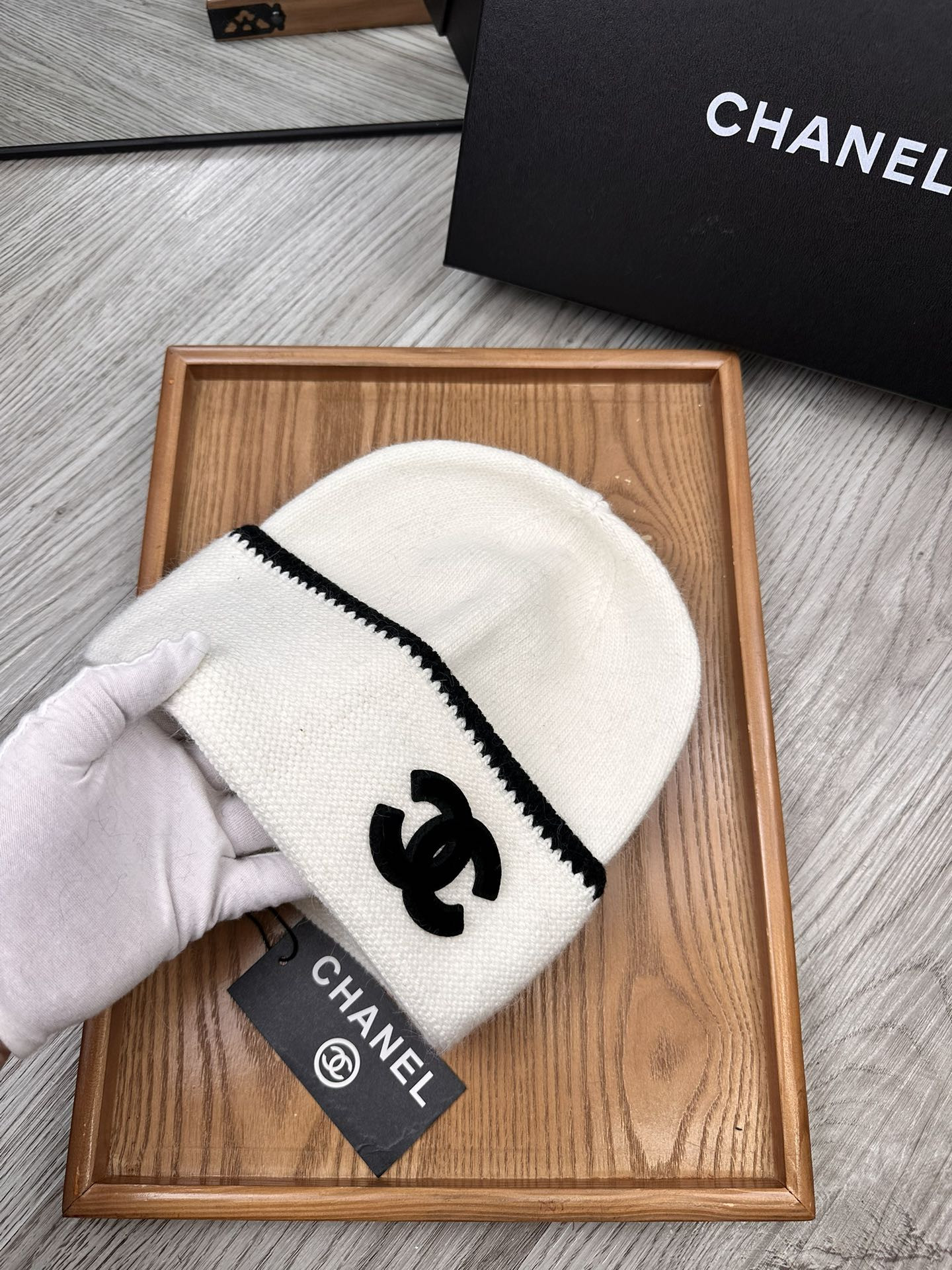 C hat