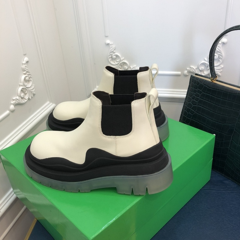 Bo*te*ga ve*ne*ta sneaker