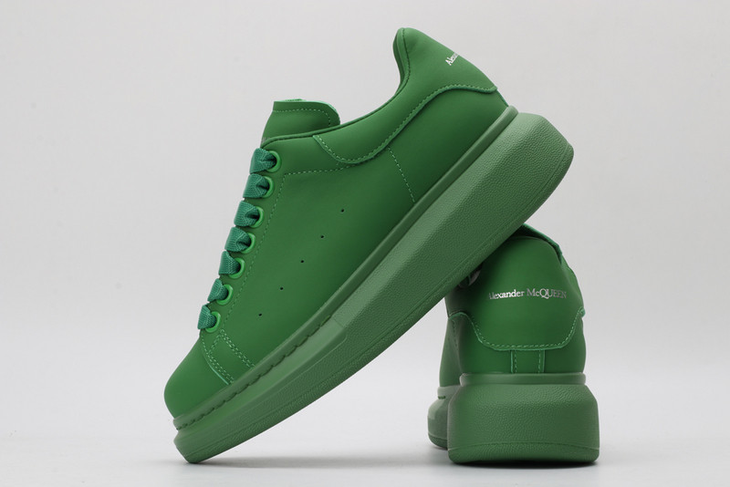 alexer mceen sneakers