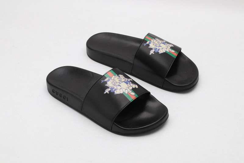 g*u*i sandals