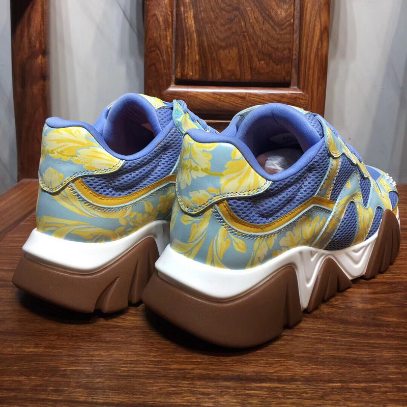 vs chain reaction sneakers