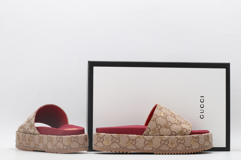 g*u*i sandals