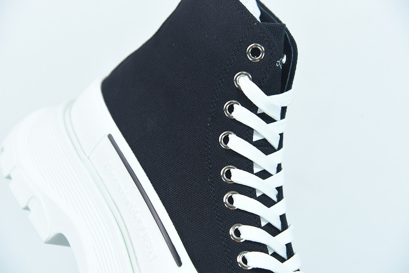 alexer mceen sneakers
