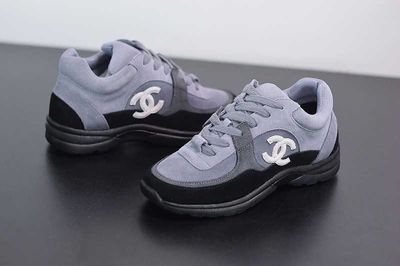 Ch*el sneaker