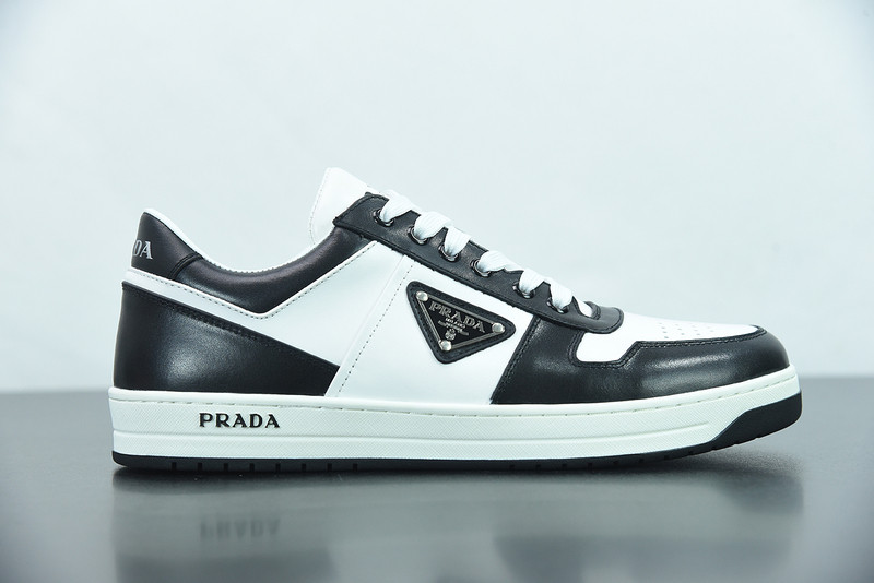 pr sneaker