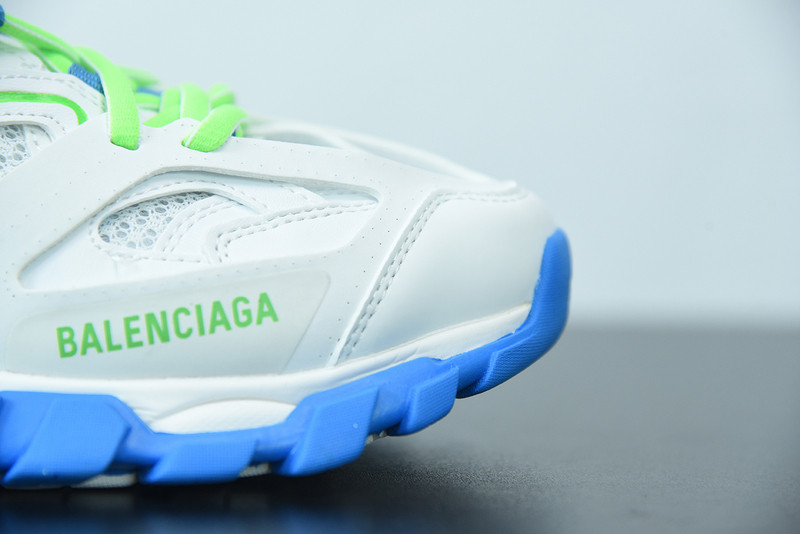 bc track sneaker