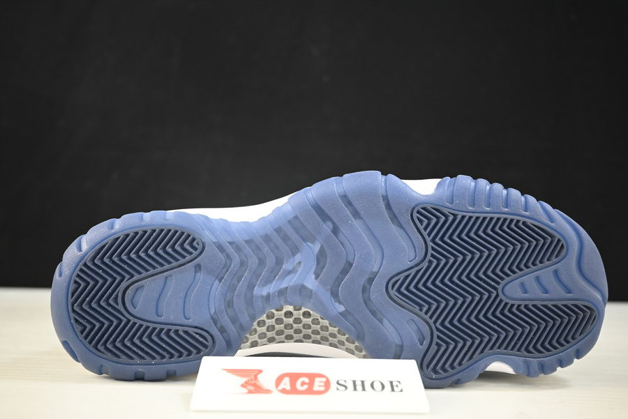 air jordan 11 velvet “midnight navy” ar0715-441
