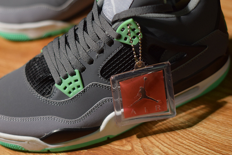 air jordan 4 retro "green glow" 308497-033