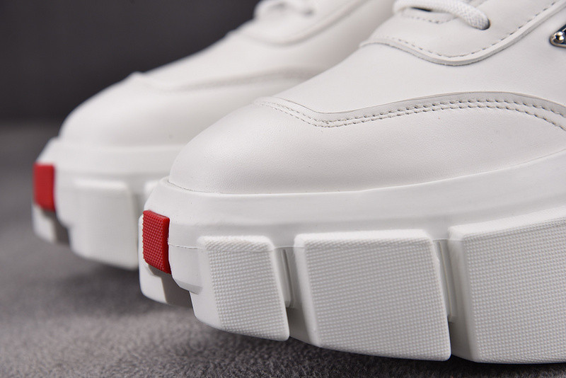 pr sneaker