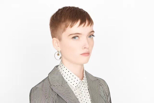 d10r earring