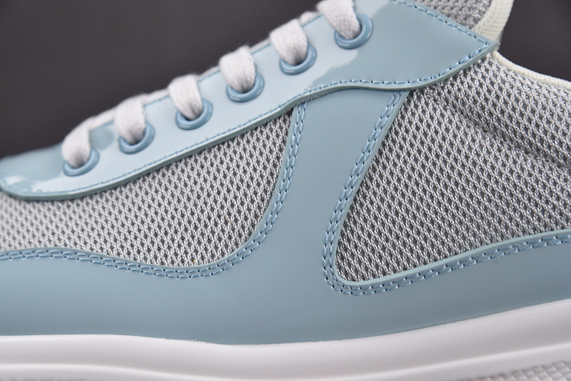 pr sneaker