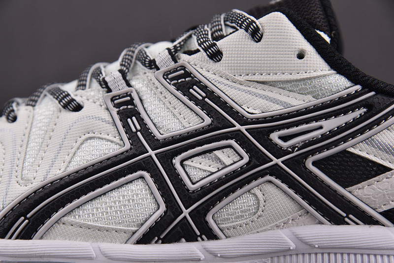 As*ic*s gel‑kahana 8 white/black 1011b133‑100