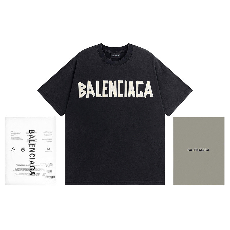 Ba*len*cia*ga clothes