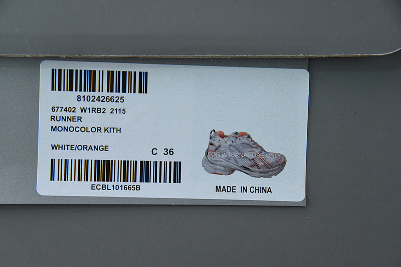 Ba*len*cia*ga runner sneaker