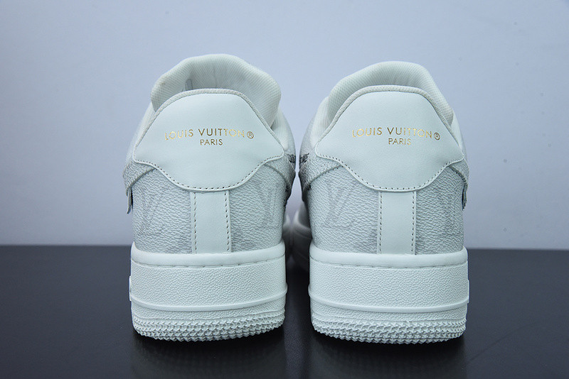 lvt x nike air force1