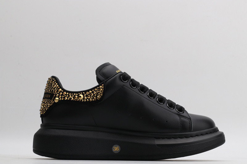 alexer mceen sneakers