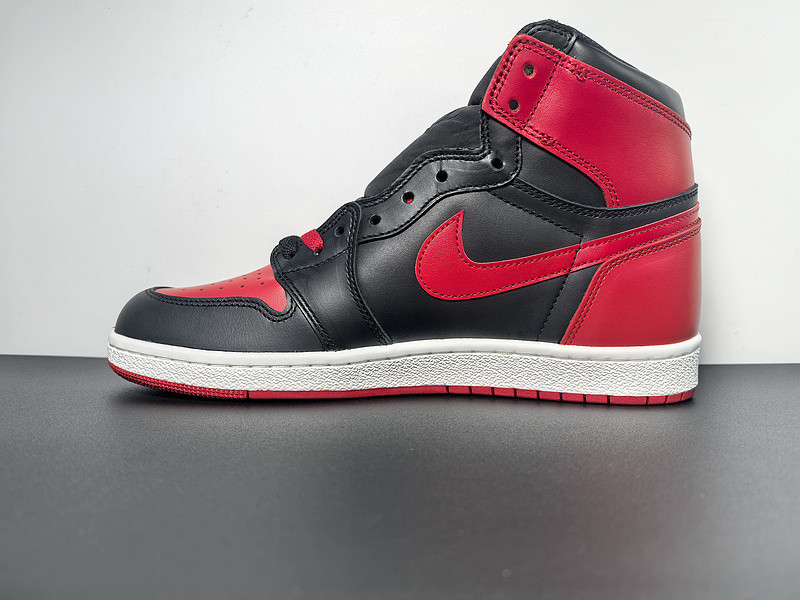 Air Jordan 1 Retro 85 