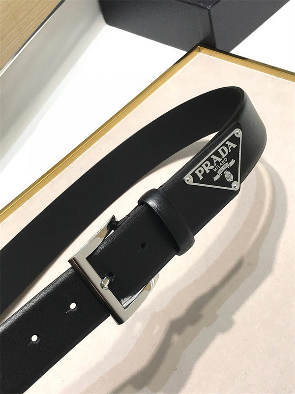 Ba*len*cia*ga belt