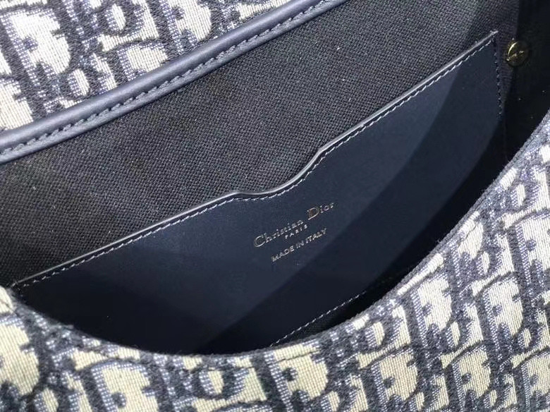 D10r bag