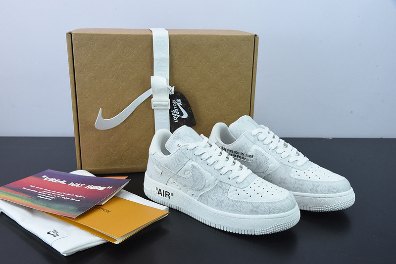 lvt x nike air force1