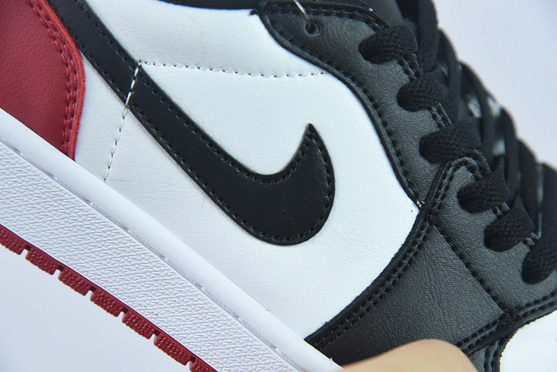 air jordan 1 low og “black toe” cz0790-106